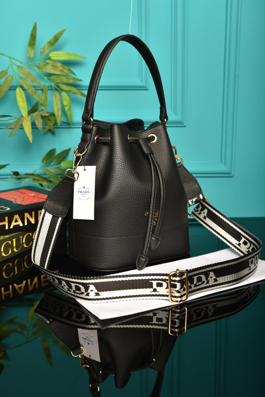 PRD - Vitello Daino Bucket Bag
