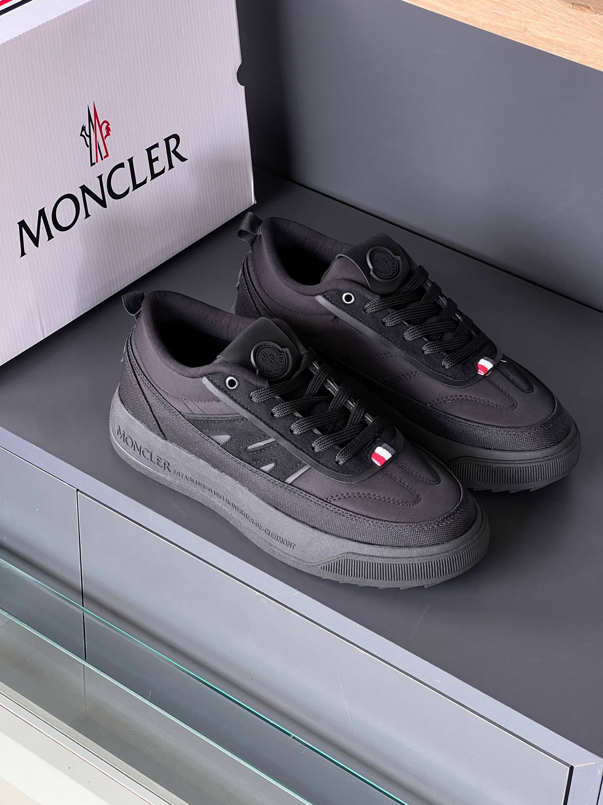 'M - Man Shoes