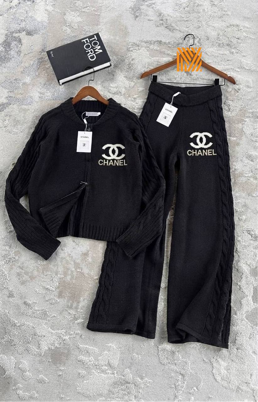 'C - Knitwear Set