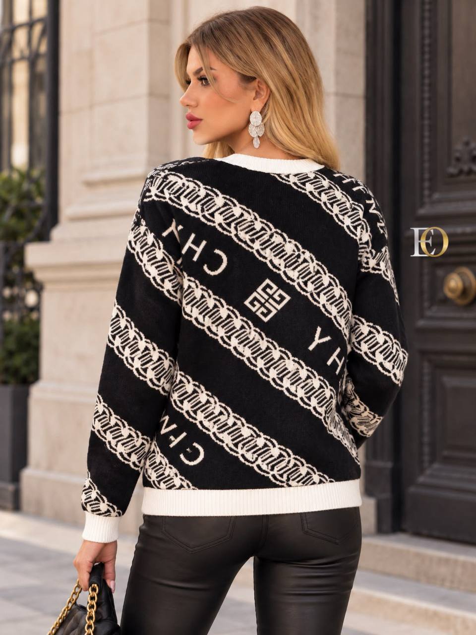 '- Standard Jumper