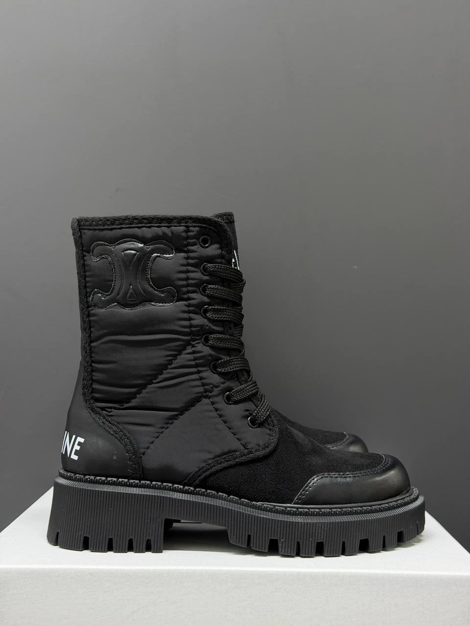 Woman Boots