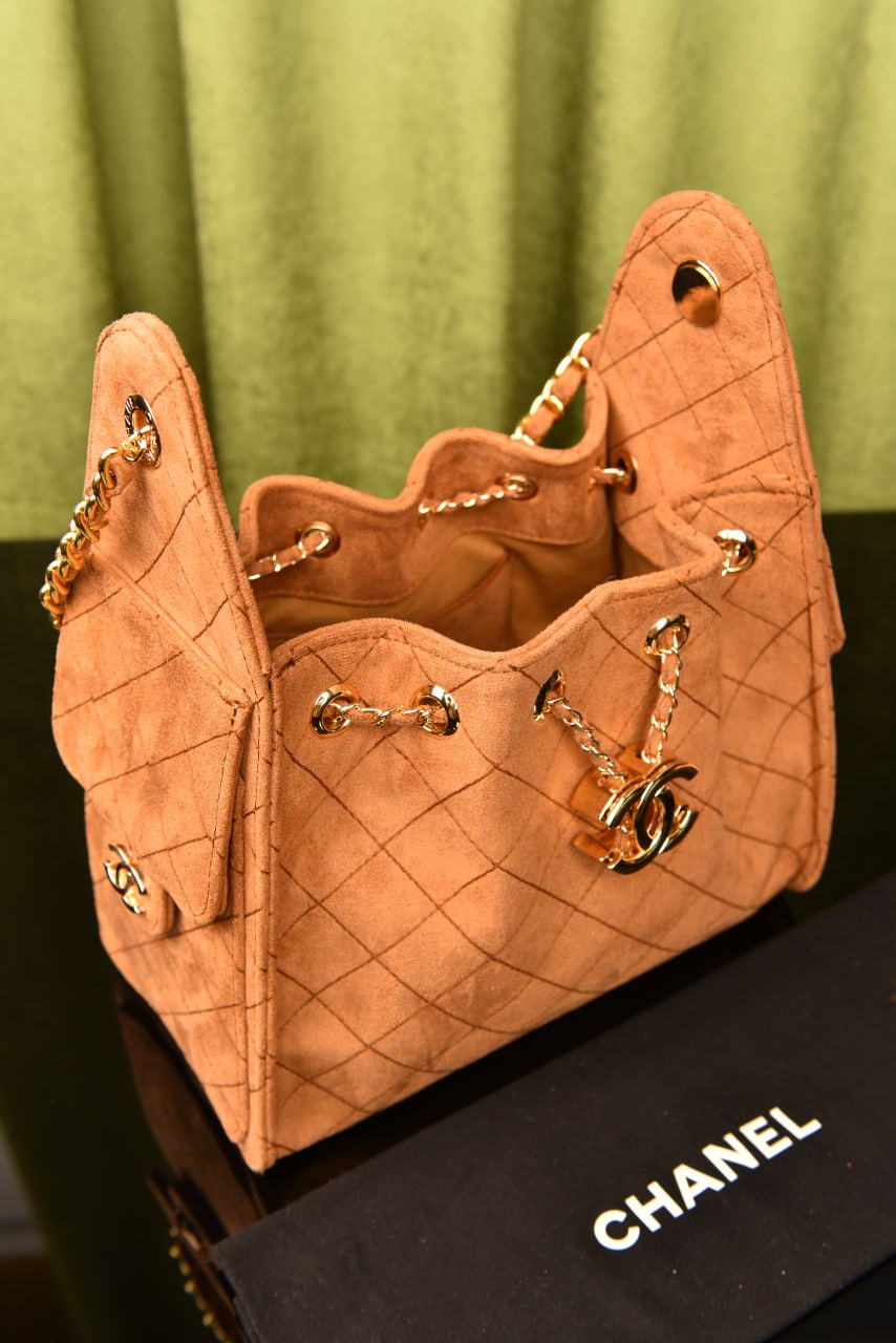 25 Small Suede