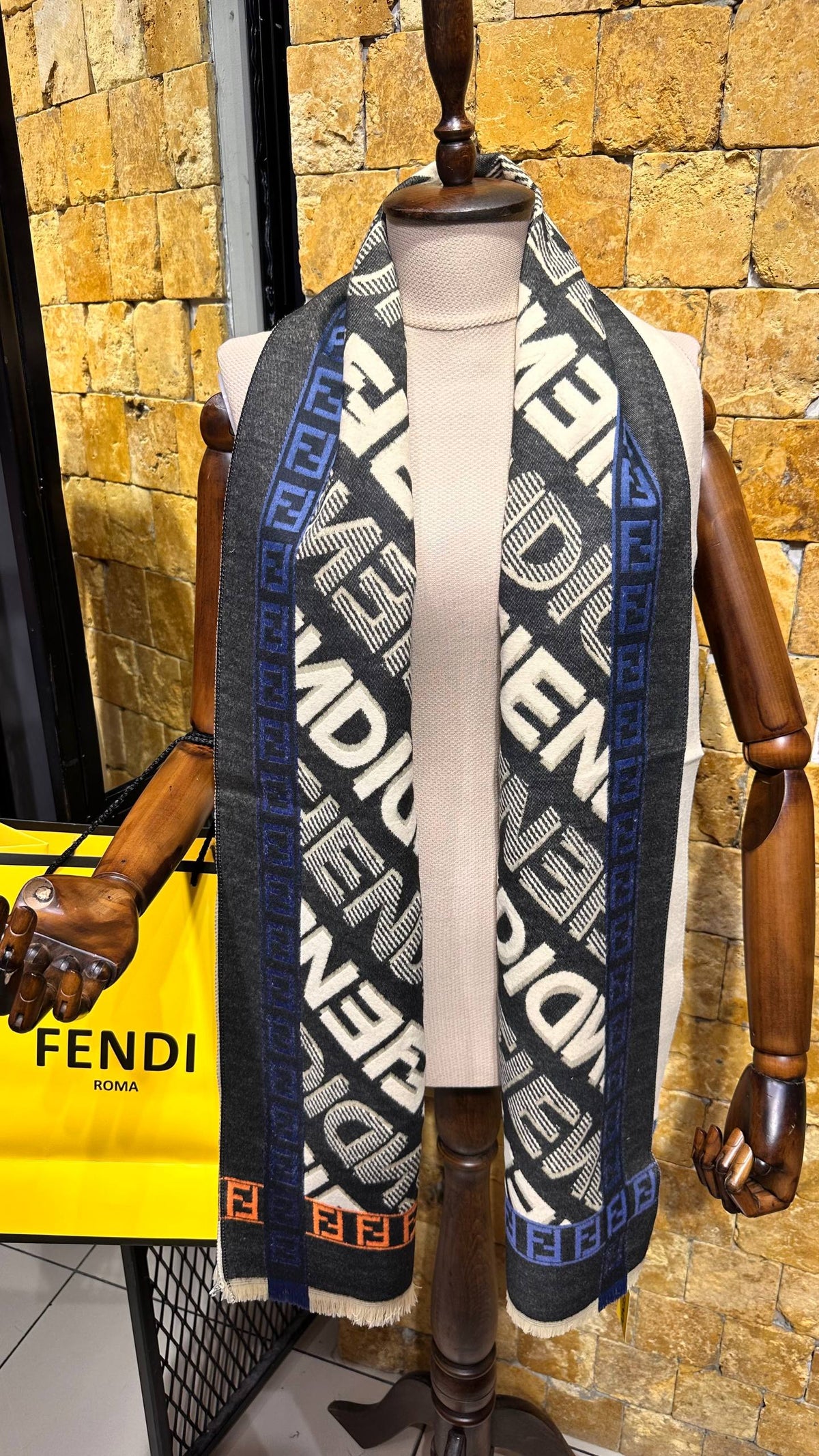 FND - Shawl