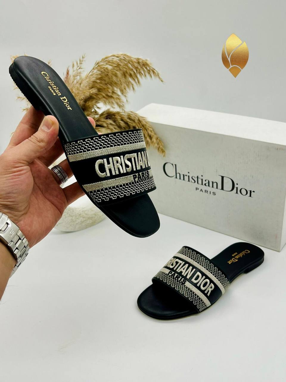 CD - Slipper