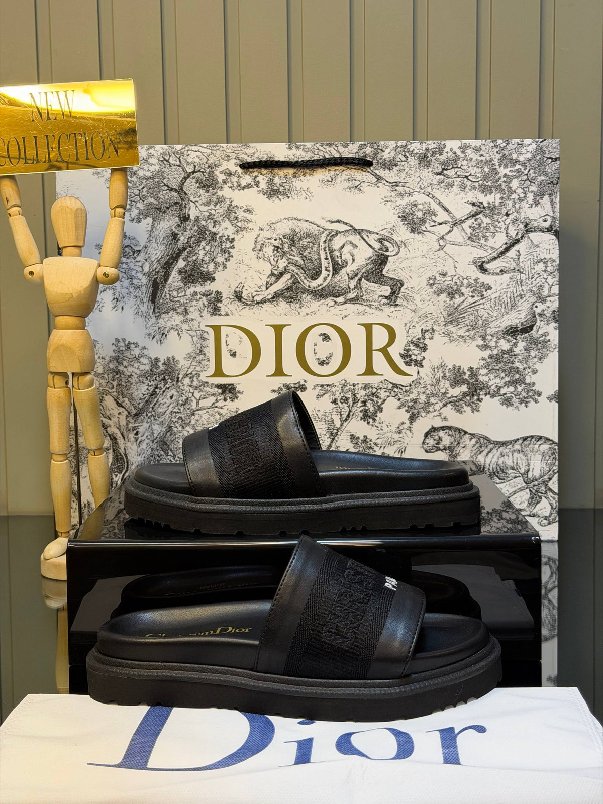 CD - Slipper