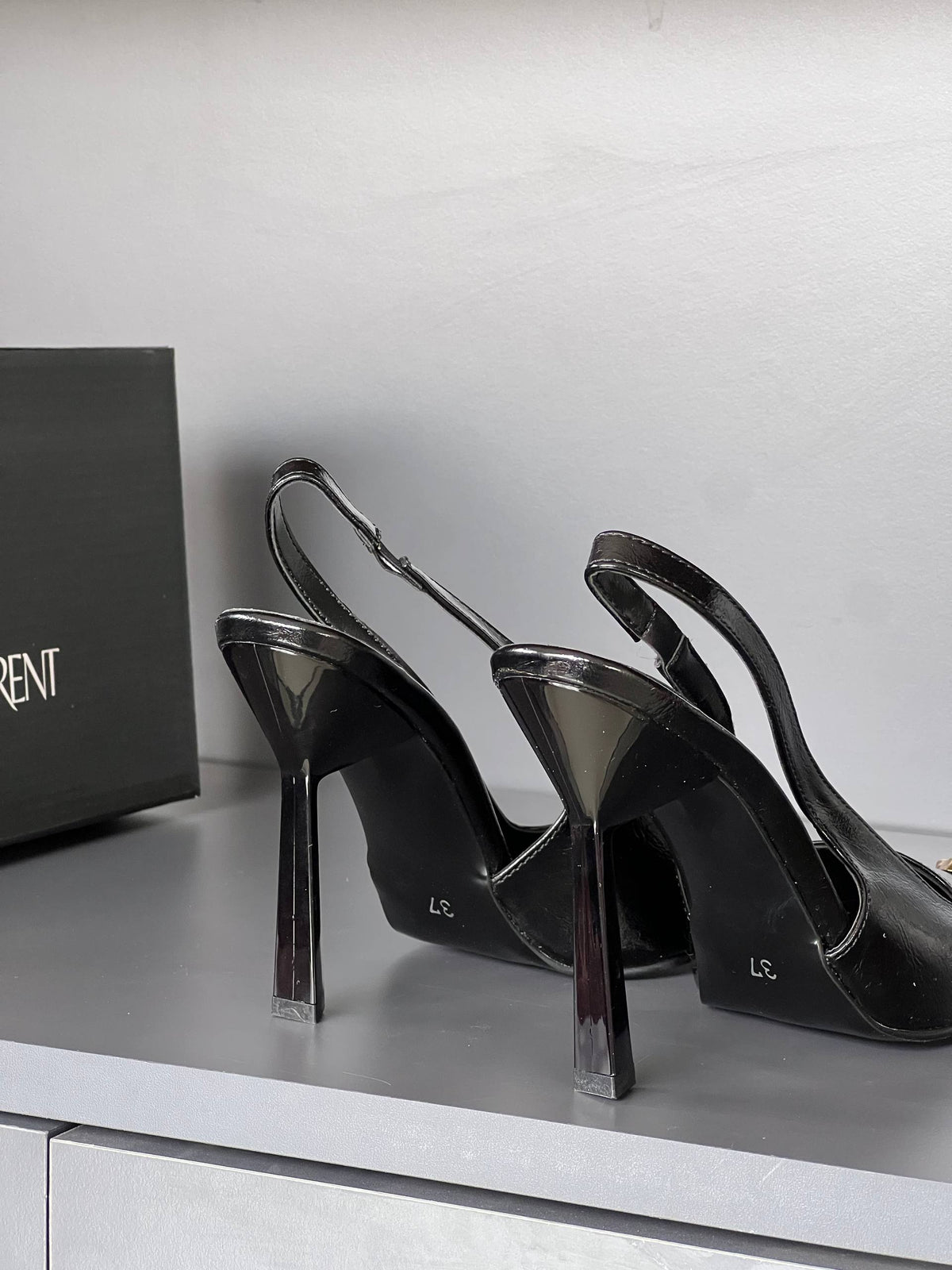 Y-S Heel