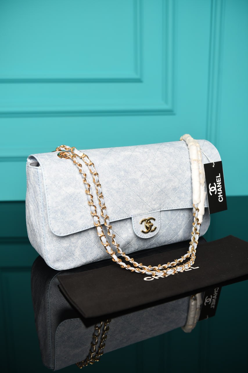 'C -  Maxi Flap Bag in Denim