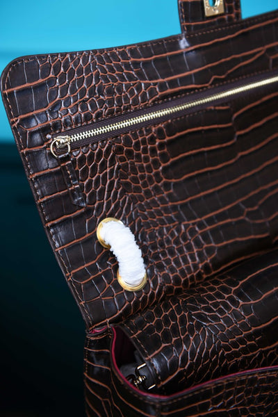 C - Maxi Flap Bag in Crocodile