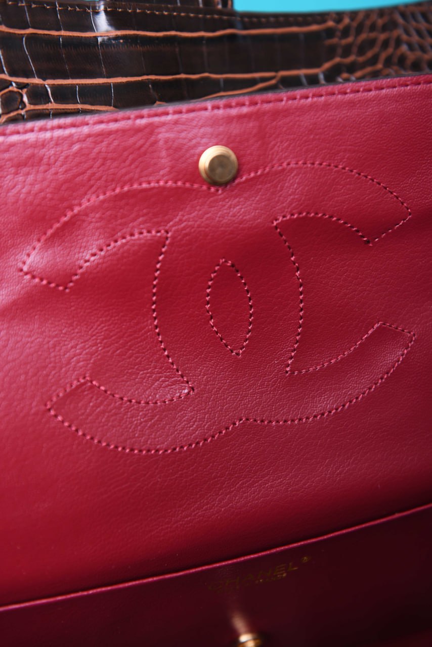 C - Maxi Flap Bag in Crocodile