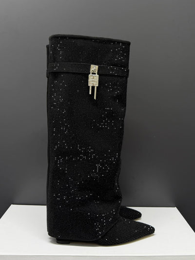 '- Scaly Boots