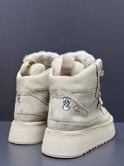 'U - Boots With Fur