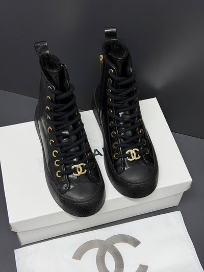 '-24P High-top Sneakers