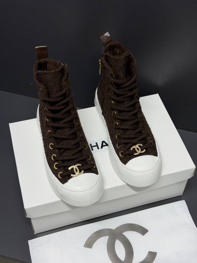 '-24P High-top Sneakers