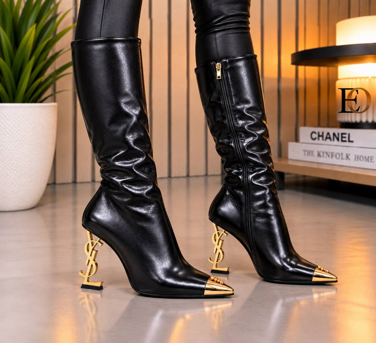 'Y - Heeled Boots