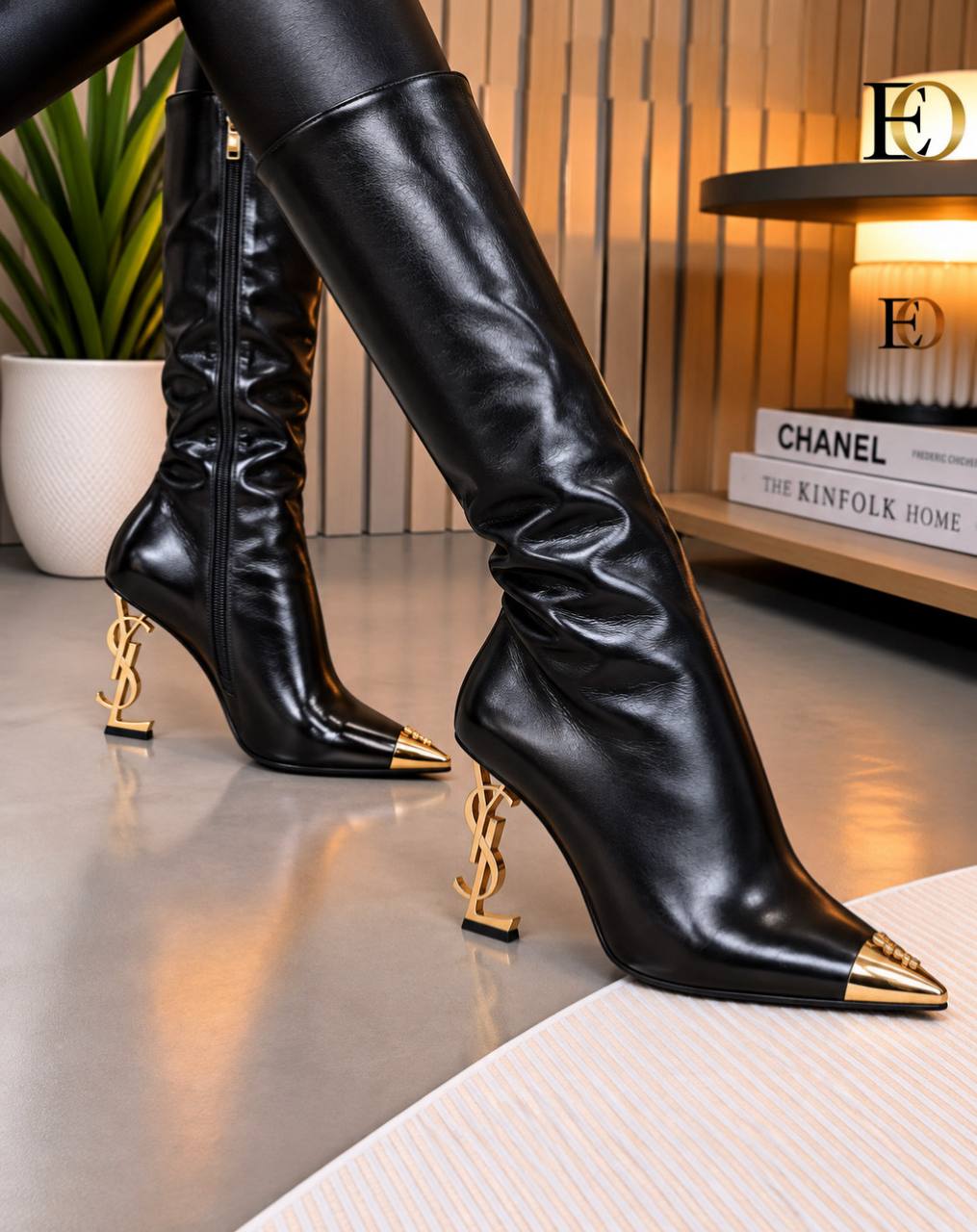 'Y - Heeled Boots
