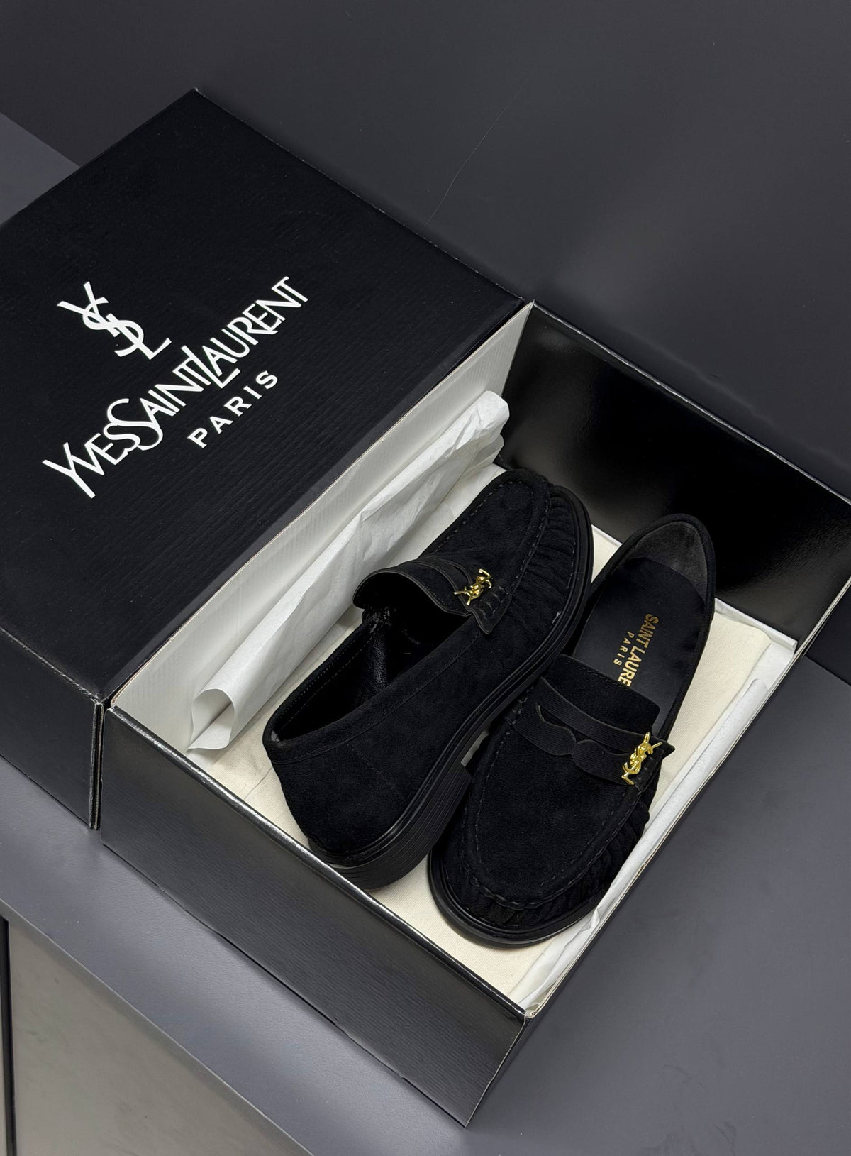 '-Women Loafers