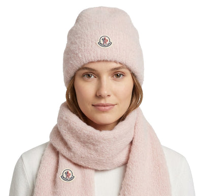 Hat and scarf set